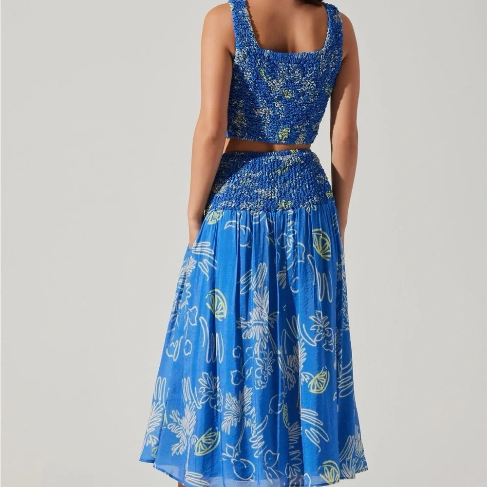 ASTR The Label Tropical Print A-line Skirt In Blue Lemon Print Size Medium